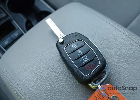 2017 Hyundai Tucson Se из США, поврежденный, VIN KM8J3CA47HU345881